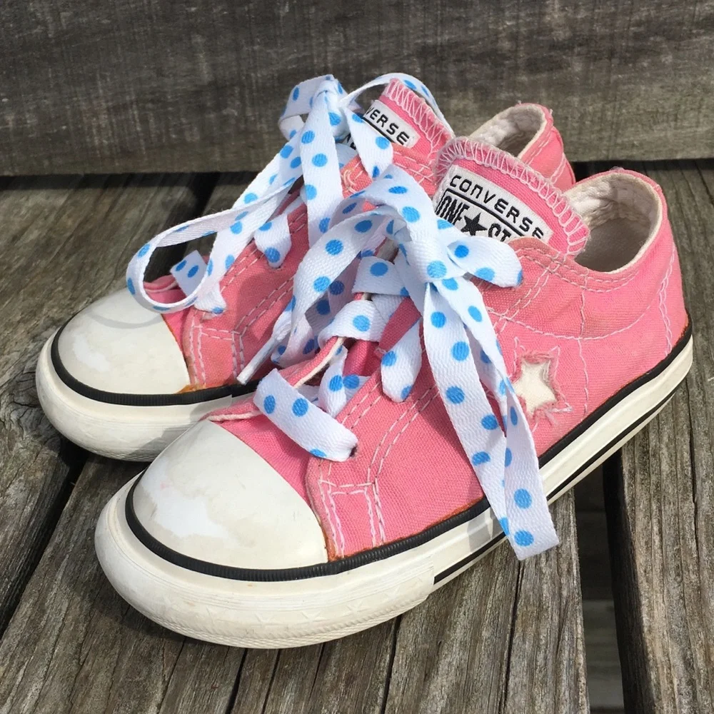 - Converse Toddler Pink Sneakers SZ 9 - New Laces! VGUC!